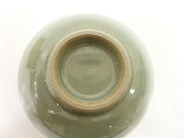  黄鍾九造　高麗青磁　雲鶴　茶碗